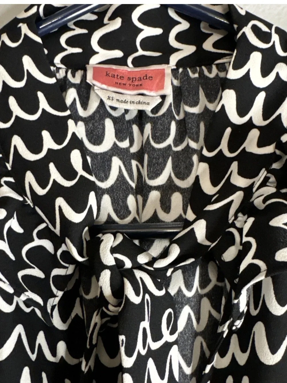 Kate Spade pop scallop blouse